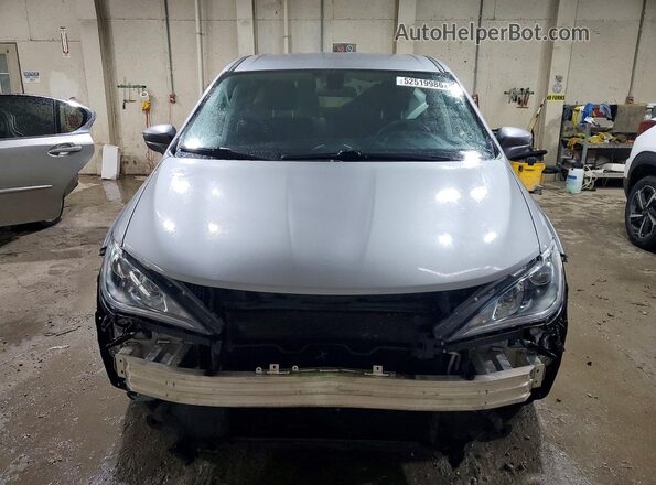 2C4RC1FG1JR354089 2018 CHRYSLER PACIFICA Серебряный Вид спереди