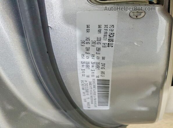 2C4RC1FG1JR354089 2018 CHRYSLER PACIFICA Серебряный Панорамный вид салона 360°