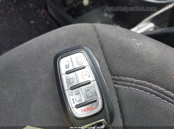 2C4RC1FG2KR593457 2019 CHRYSLER PACIFICA Black Widok deski rozdzielczej