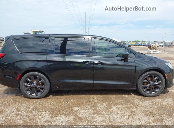 2C4RC1FG2KR593457 2019 CHRYSLER PACIFICA Black Widok wnętrza z tyłu