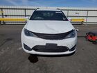 2020 Chrysler Pacifica Touring White vin: 2C4RC1FG7LR192858