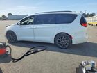 2020 Chrysler Pacifica Touring White vin: 2C4RC1FG7LR192858