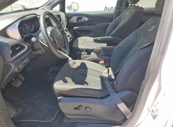 2C4RC1FG8LR116680 2020 CHRYSLER PACIFICA White Вид салону спереду