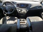2020 Chrysler Pacifica Touring White vin: 2C4RC1FG8LR116680