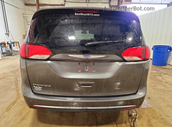 2C4RC1FGXJR278890 2018 CHRYSLER PACIFICA Gray Widok z tyłu
