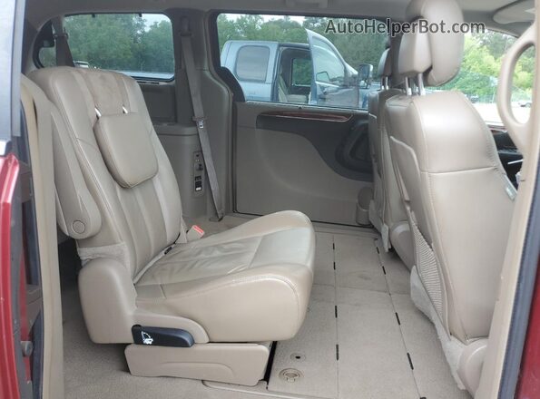 2C4RC1GG0GR213327 2016 CHRYSLER TOWN Red Widok tylnych siedzeń