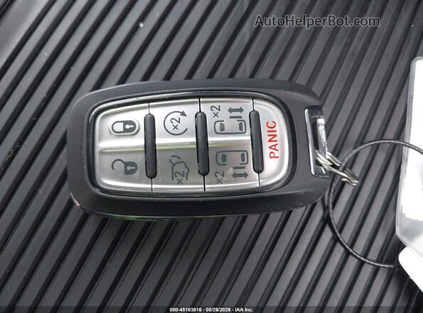 2C4RC1GG0TR208140 2026 CHRYSLER PACIFICA Белый Вид панели приборов