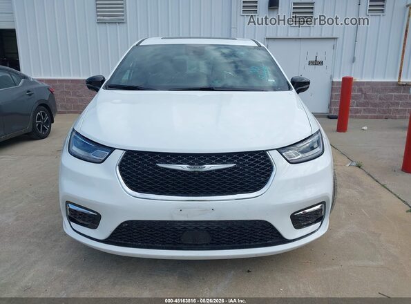 2C4RC1GG0TR208140 2026 CHRYSLER PACIFICA Белый Вид щитка приборов