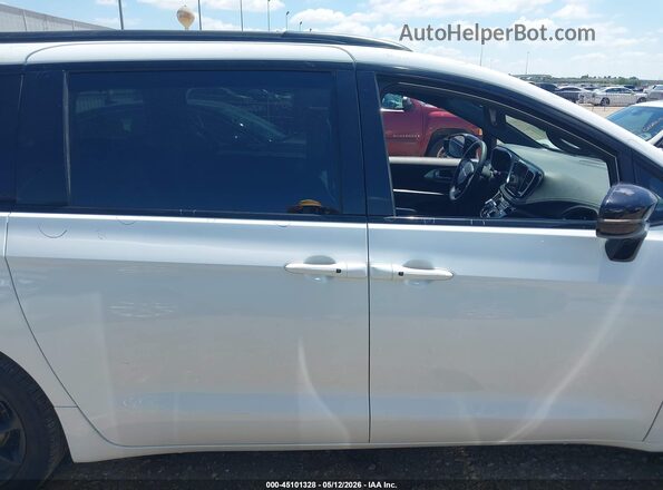 2C4RC1GG2SR524170 2025 CHRYSLER PACIFICA Белый Вид задней части салона