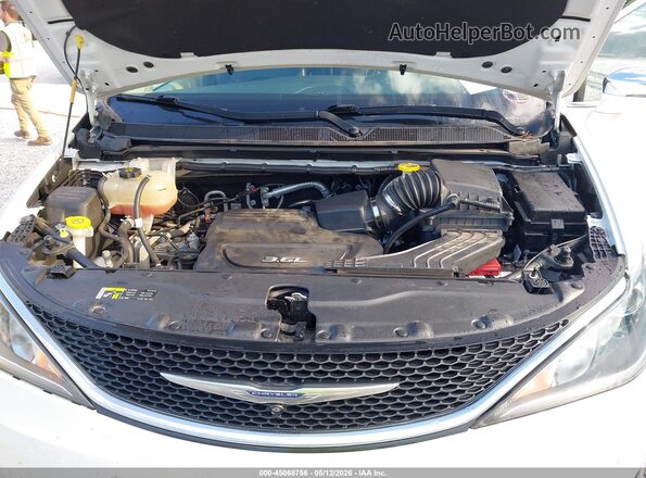 2C4RC1GG3HR836216 2017 CHRYSLER PACIFICA White Vista trasera