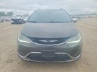 2018 Chrysler Pacifica Limited Gray vin: 2C4RC1GG4JR358040