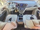 2017 Chrysler Pacifica Limited Gray vin: 2C4RC1GG6HR727359