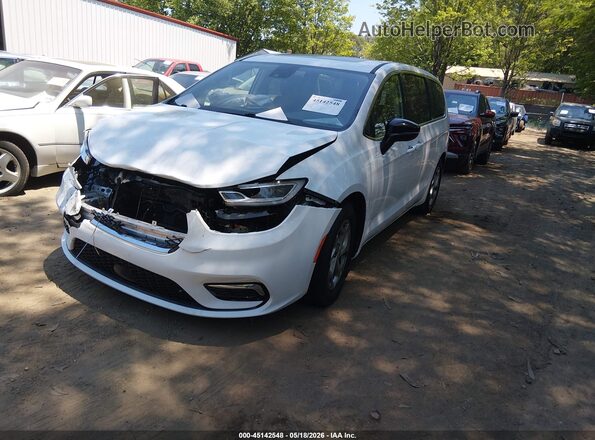 2C4RC1GG6RR103689 2024 CHRYSLER PACIFICA Белый Передняя левая четверть