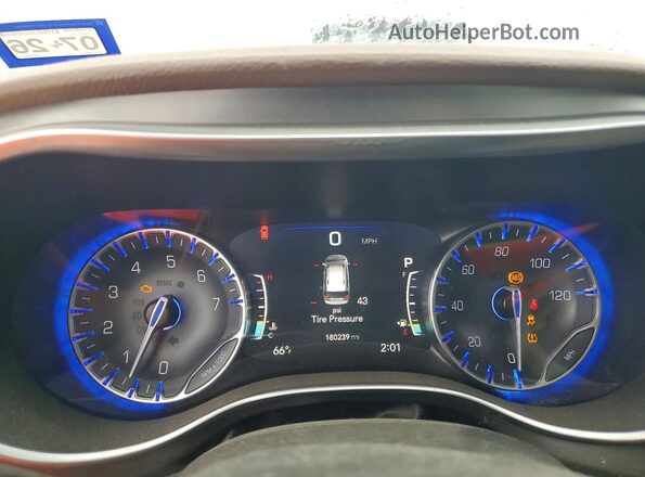 2C4RC1GG7HR504537 2017 CHRYSLER PACIFICA Black Vista del cuadro de instrumentos