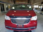 2016 Chrysler Town & Country Limited Platinum Burgundy vin: 2C4RC1GGXGR233004