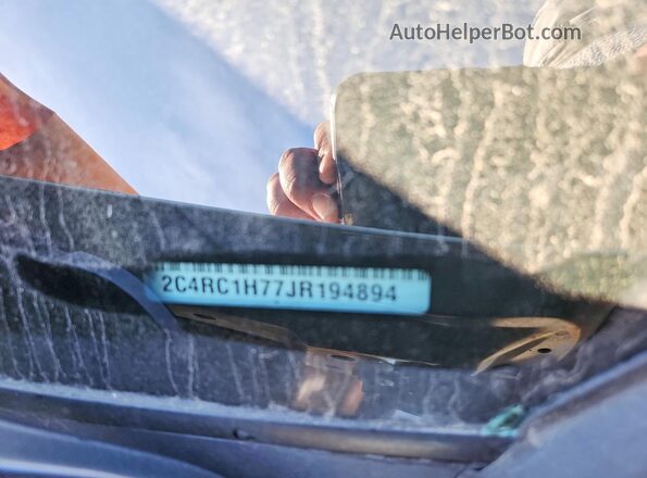 2C4RC1H77JR194894 2018 CHRYSLER PACIFICA Белый Панорамный вид салона 360°
