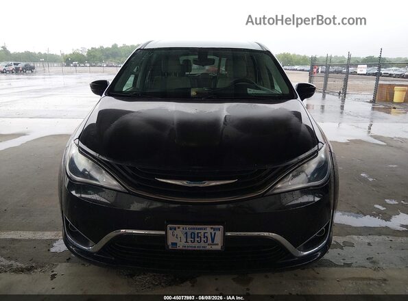 2C4RC1H79JR253265 2018 CHRYSLER PACIFICA Черный Вид щитка приборов