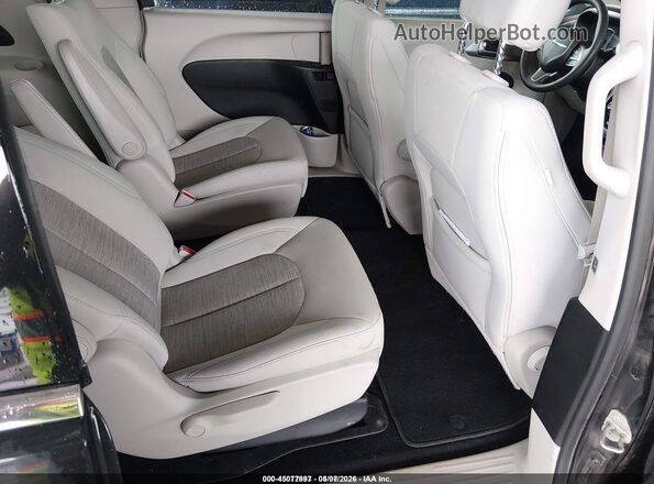 2C4RC1H79JR253265 2018 CHRYSLER PACIFICA Черный Вид наклейки с VIN-кодом