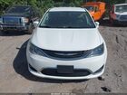 2018 Chrysler Pacifica Hybrid Touring L White vin: 2C4RC1L73JR105989