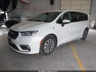 2023 Chrysler Pacifica Hybrid Touring L White vin: 2C4RC1L74PR575490