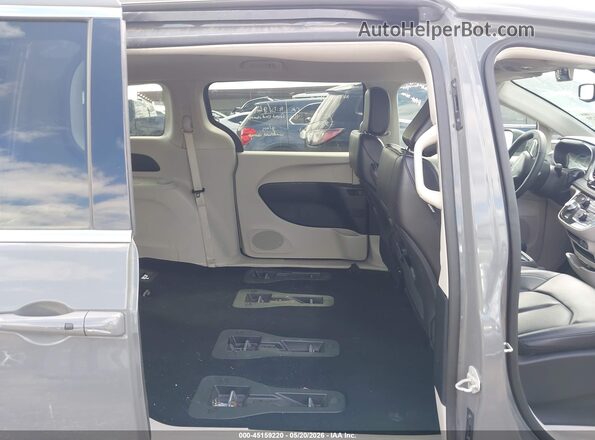 2C4RC1L74PR588501 2023 CHRYSLER PACIFICA Gray Вид наклейки з VIN-кодом