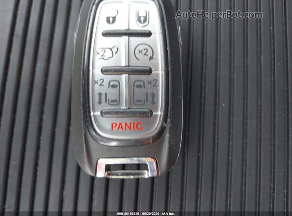 2C4RC1L74PR588501 2023 CHRYSLER PACIFICA Gray Вид панелі приладів