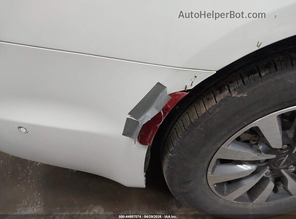 2C4RC1L78PR562631 2023 CHRYSLER PACIFICA Белый Вид спереди