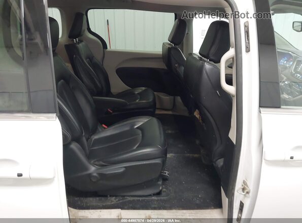 2C4RC1L78PR562631 2023 CHRYSLER PACIFICA Белый Вид наклейки с VIN-кодом