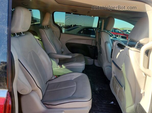 2C4RC1N75LR124589 2020 CHRYSLER PACIFICA Burgundy Вид задньої частини салону
