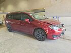 2020 Chrysler Pacifica Hybrid Limited Burgundy vin: 2C4RC1N75LR193301