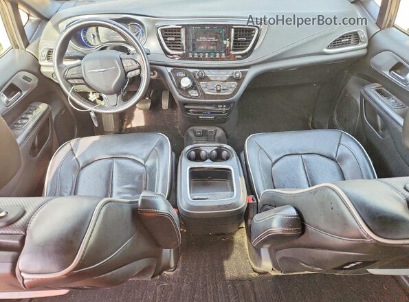 2C4RC1N76LR267485 2020 CHRYSLER PACIFICA Черный Вид панели приборов