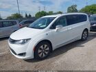 2017 Chrysler Pacifica Hybrid Platinum Белый vin: 2C4RC1N79HR739945