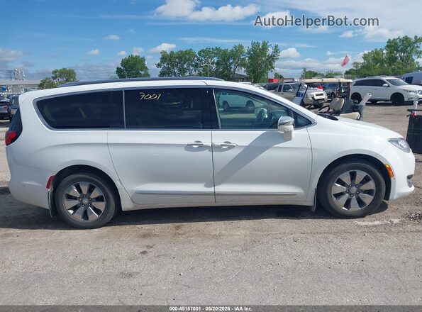 2C4RC1N79HR739945 2017 CHRYSLER PACIFICA Белый Вид задней части салона