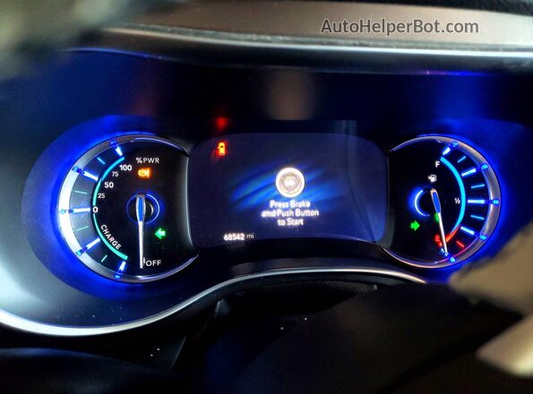 2C4RC1N79JR230136 2018 CHRYSLER PACIFICA Blue Vista del cuadro de instrumentos