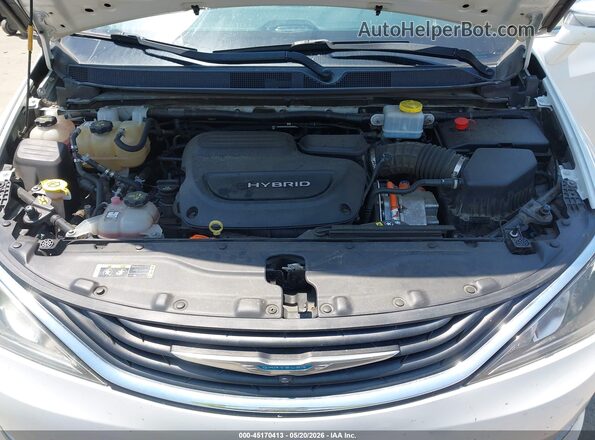 2C4RC1N7XJR212888 2018 CHRYSLER PACIFICA Белый Вид сзади