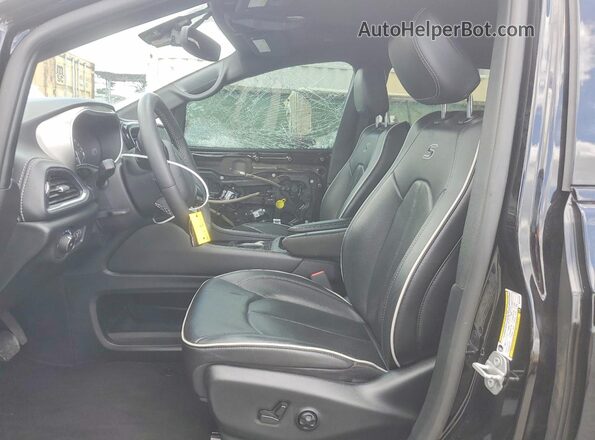 2C4RC3GG4RR138162 2024 CHRYSLER PACIFICA Черный Вид салона спереди