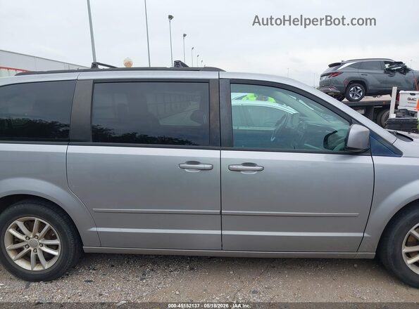 2C4RDGCG2GR354969 2016 DODGE GRAND CARAVAN Silver Widok wnętrza z tyłu