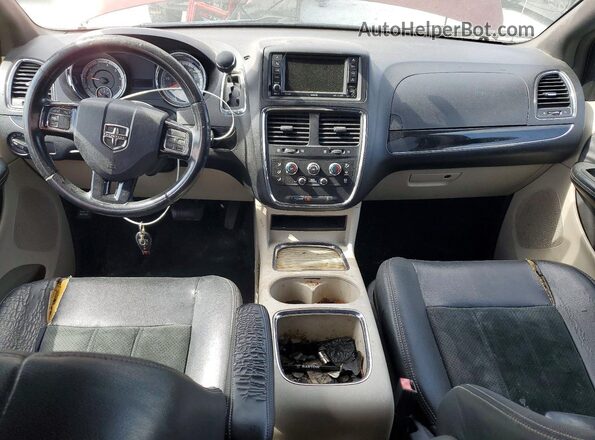 2C4RDGCG2HR807148 2017 DODGE GRAND Бордовый Вид панели приборов