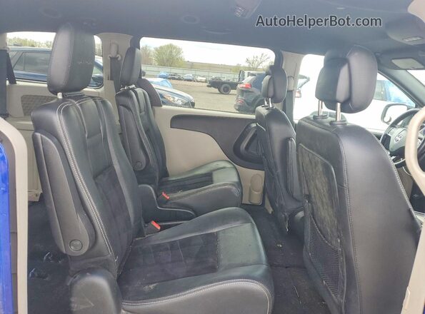 2C4RDGCG2JR225864 2018 DODGE GRAND Синий Вид задней части салона