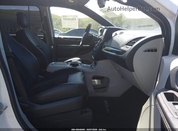 2C4RDGCG4HR834173 2017 DODGE GRAND CARAVAN Белый Вид салона спереди