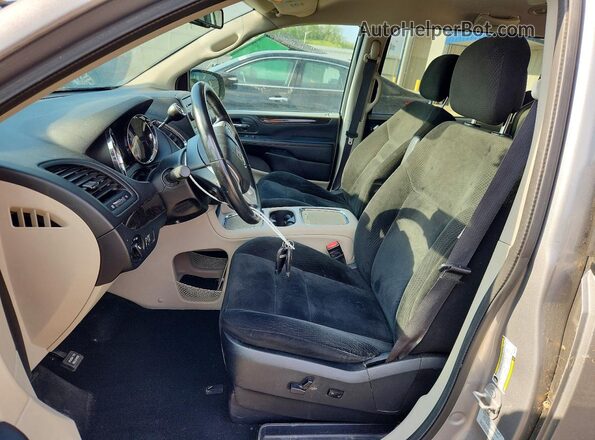 2C4RDGCG7GR311843 2016 DODGE GRAND Серебряный Вид салона спереди