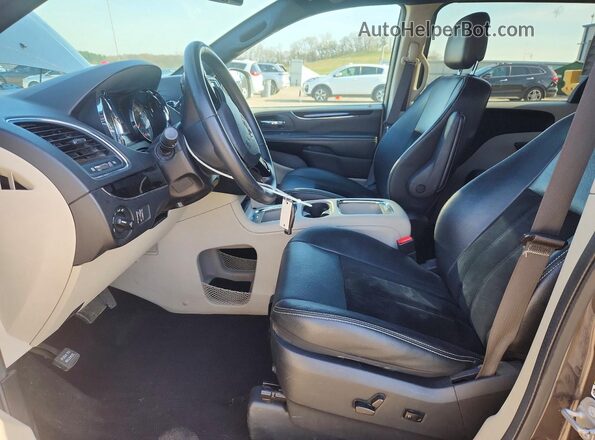 2C4RDGCG7JR208431 2018 DODGE GRAND Серый Вид салона спереди