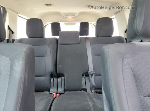 2FMGK5B82KBA01446 2019 FORD FLEX White Widok tylnych siedzeń