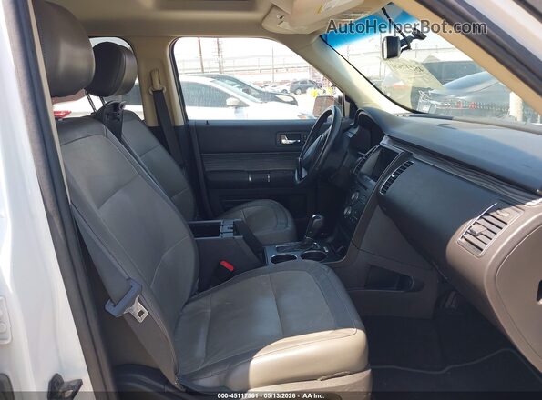 2FMGK5C84GBA00515 2016 FORD FLEX White Vista interior delantera