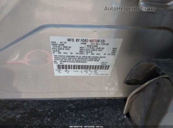 2FMPK3G96JBB98867 2018 FORD EDGE Серебряный Вид подкапотного пространства
