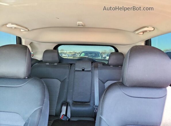 2FMPK3G96KBB43336 2019 FORD EDGE Gray Widok tylnych siedzeń