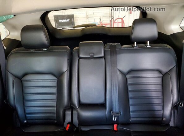 2FMPK3J91KBB57086 2019 FORD EDGE Blue Widok tylnych siedzeń