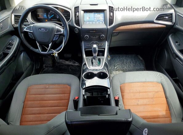 2FMPK3J95JBB52875 2018 FORD EDGE Бордовый Вид панели приборов