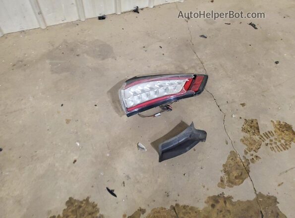 2FMPK3J9XJBB88772 2018 FORD EDGE Белый Вид наклейки с VIN-кодом