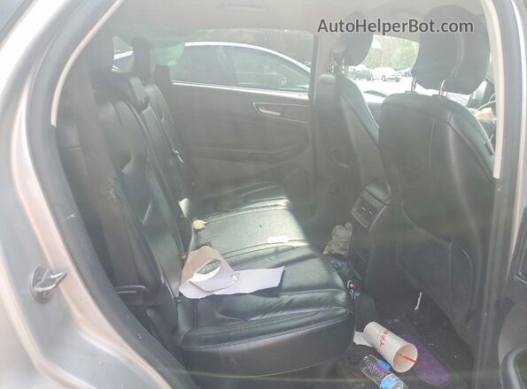 2FMPK3K98KBC37368 2019 FORD EDGE Серебряный Вид задних сидений